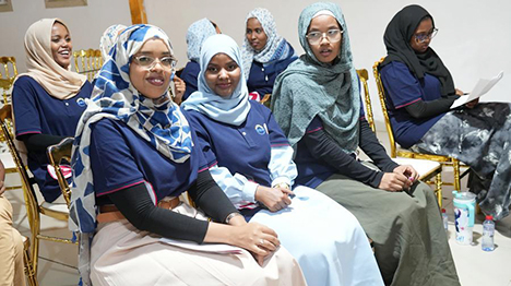 مقالة: طلاب سودانيون يعبرون إلى العالم عبر "جسر اللغة الصينية"