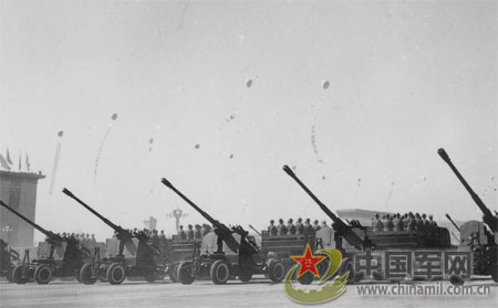 العرض العسكري عام 1959 (فيديو)\r\n