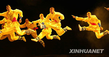 عرض مسرحية أصلية الإبداع للكونغ فو في ونتشو لمقاطعة تشجيانغ الصينية