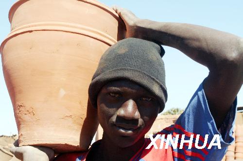 صناعة الفخار اليدوية فى السودان