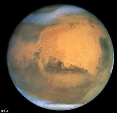 الاحتباس الحراري قد يساعد الانسان على الهجرة إلى كوكب المريخ بعد 1000 سنة