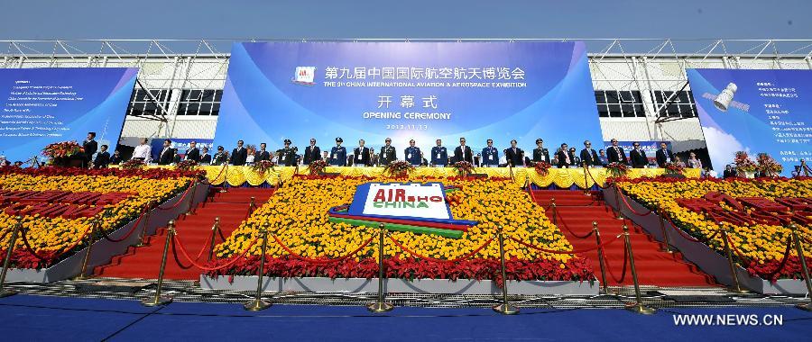      افتتاح معرض الصين الدولي التاسع للطيران والفضاء في مدينة تشوهاي (6)