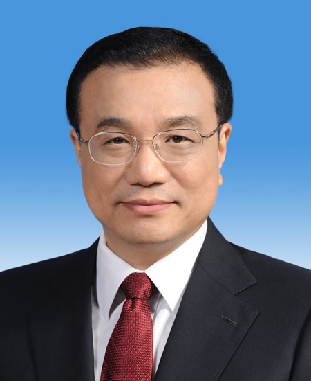 لي كه تشيانغ -- عضو اللجنة الدائمة للمكتب السياسي للجنة المركزية للحزب الشيوعي الصيني