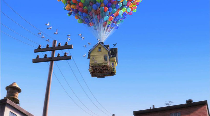 المشهد الرائع من فلم ديزني" رحلة البيت الطائر"