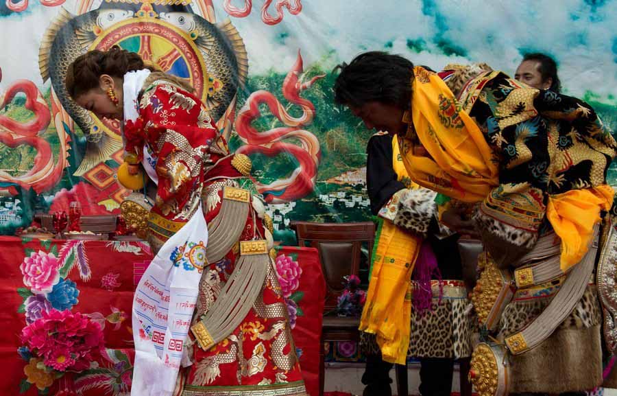 حفل زفاف في بلدة لقومية التبت  (2)