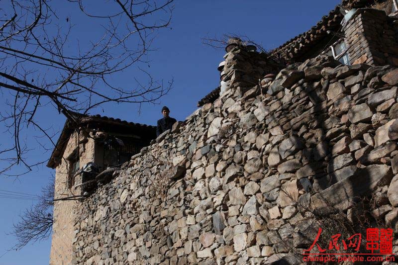 قرية داه بين : قصر بوتالا في الجبال (27)
