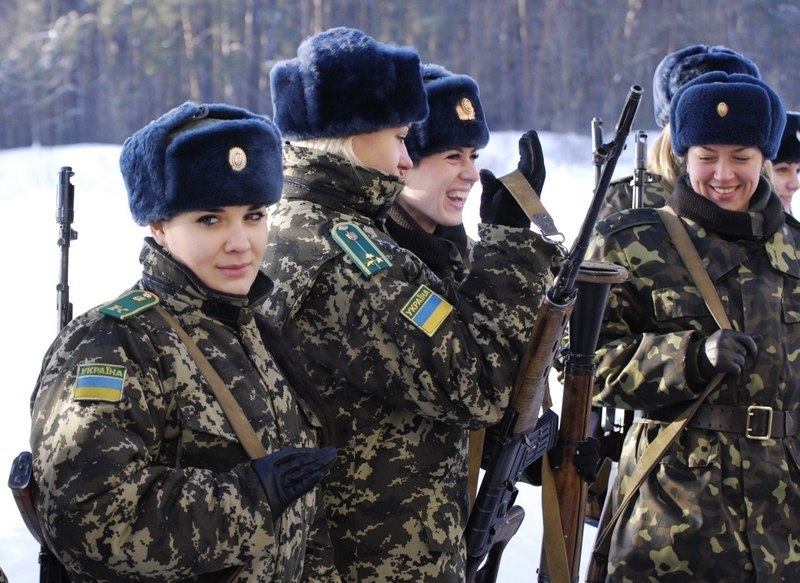 أكرانيا تختار أجمل مجندة (21)