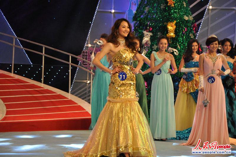 إقامة مسابقة ملكة الجمال بين الحسناوات من الصين ووروسيا ومنغوليا فى مانتشولى  (19)