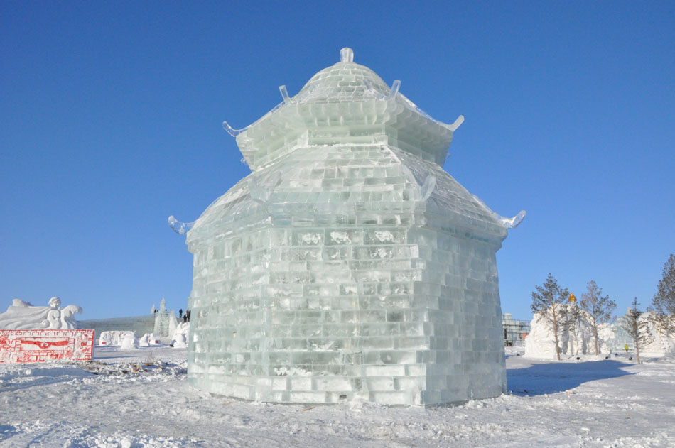إفتتاح الدورة ال14 من مهرجان الجليد الدولي الصيني الروسي المنغولي  (2)