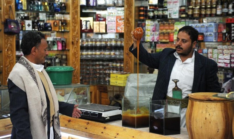 صناعة العسل في اليمن