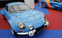 سيارات تتألق في مهرجان فرنسا الدولي 