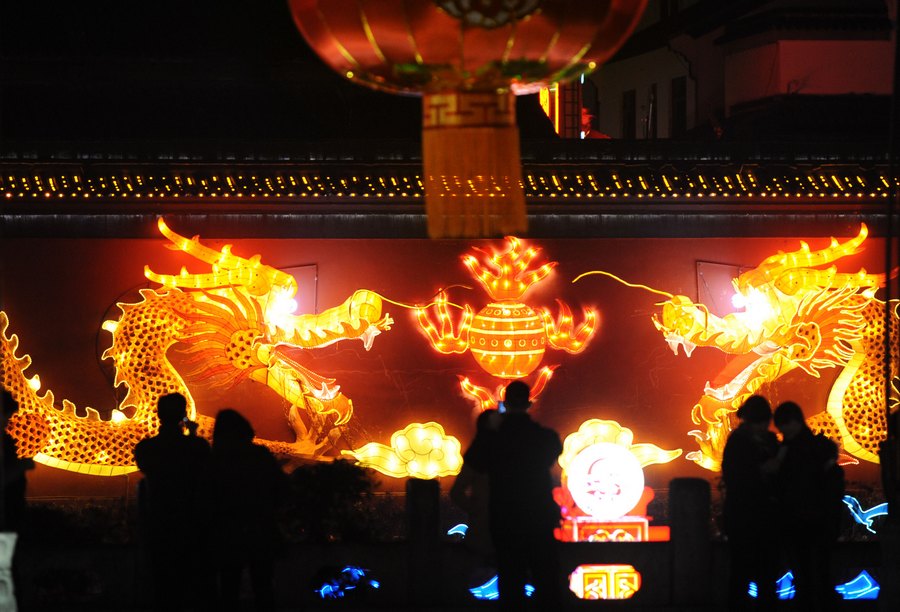 نانجينغ تستضيف مهرجان الفوانيس للاستقبال عيد الربيع (7)