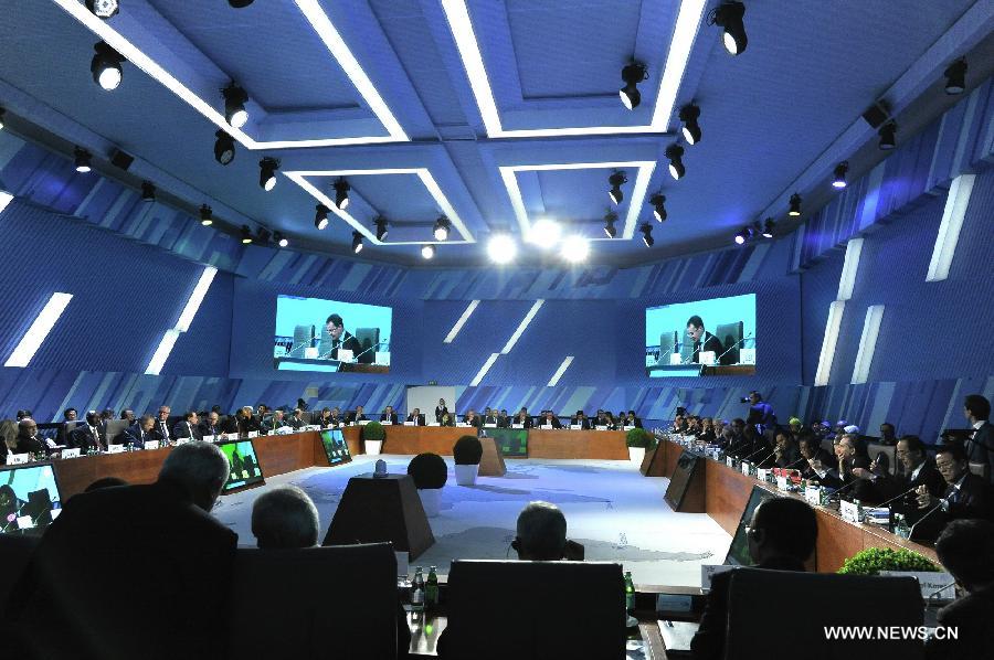 مجموعة العشرين توافق على عدم تخفيض سعر العملة لأغراض تنافسية (2)