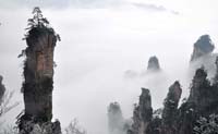 بحر السحب وضباب الصقيع يشبه لوحة الحبر الجميلة في تشانغجياجيه 