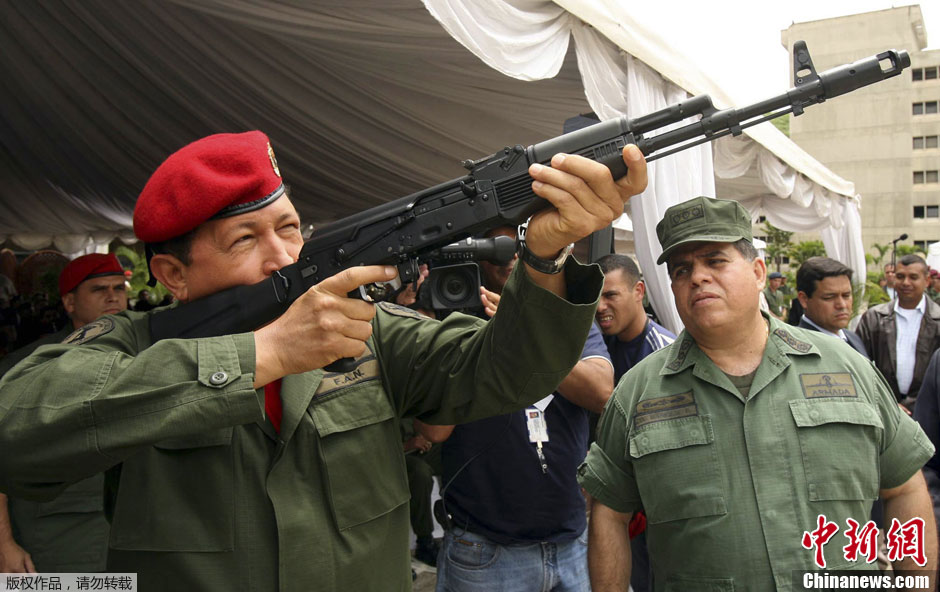صور أرشيفية للرئيس الفنزويلي الراحل هوغو تشافيز  (4)