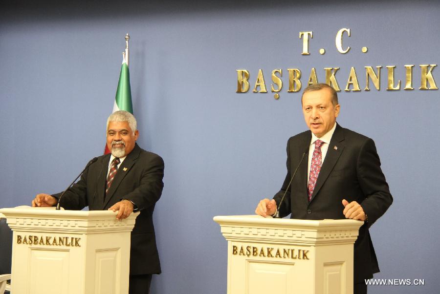 رئيس الوزراء التركي ونائب رئيس سورينام يتعهدان بتعزيز العلاقات الثنائية (2)