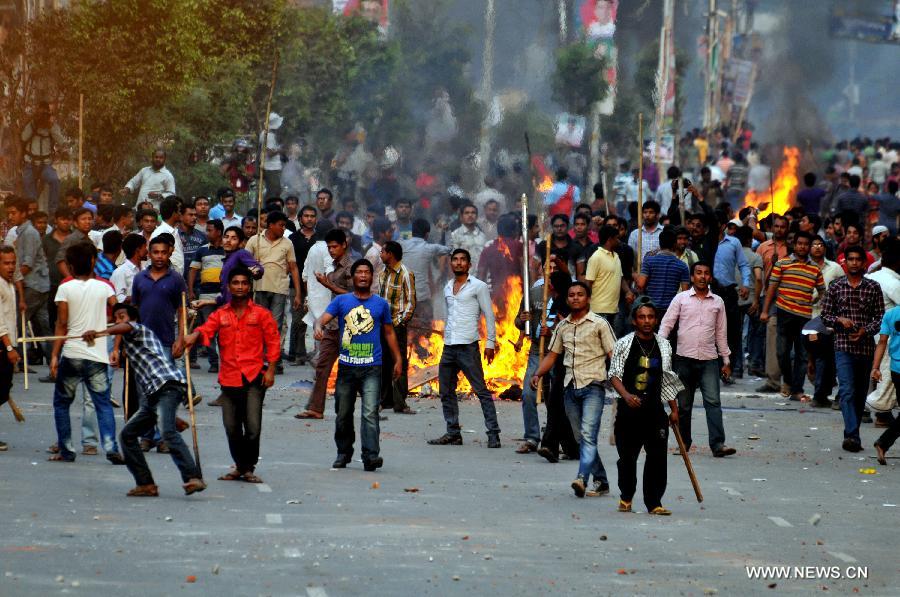 شرطة بنجلاديش تهاجم مقر المعارضة (5)