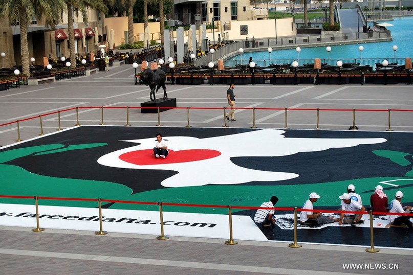 دبي تصنع " أكبر حمامة سلام " في العالم