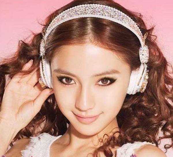 تسريحات الشعر المختلفة والرائعة للممثلة الصينية "آنجل بيبي"  (12)