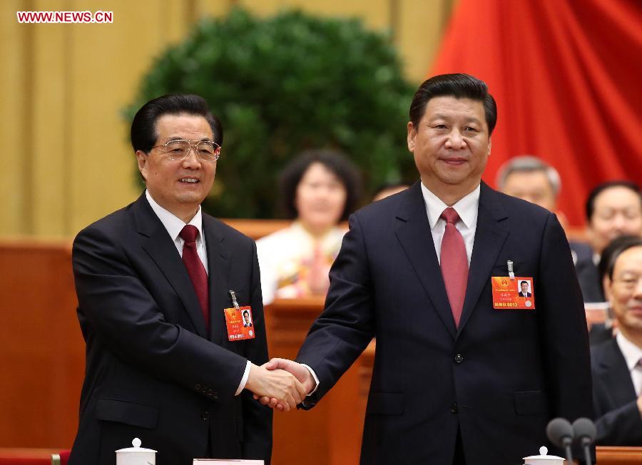 انتخاب شي جين بينغ رئيسا لجمهورية الصين الشعبية ورئيسا للجنة العسكرية المركزية لجمهورية الصين الشعبية (2)