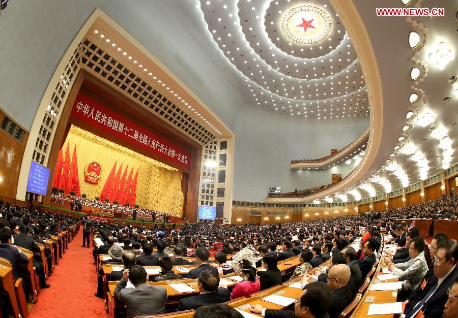 أعلى هيئة تشريعية صينية تعقد اجتماعها الختامي لدورتها السنوية (10)
