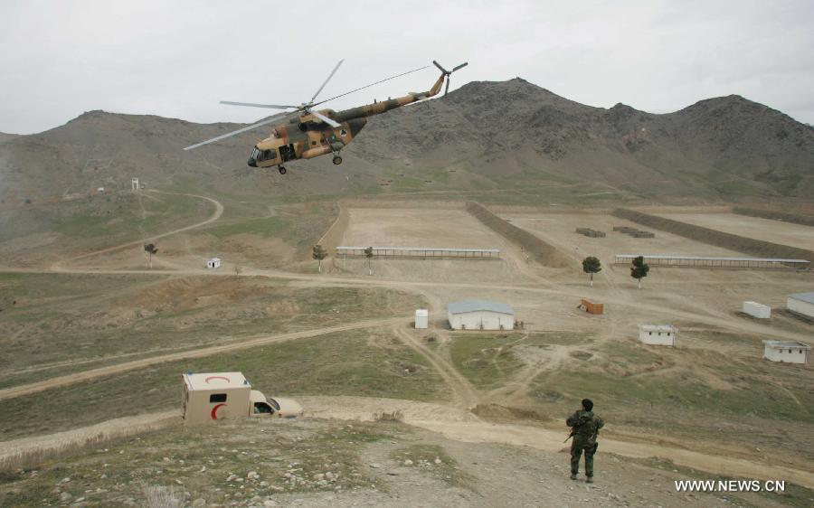قوات الكوماندوز التابعة للجيش الأفغاني تجري تدريبات في كابول  (2)