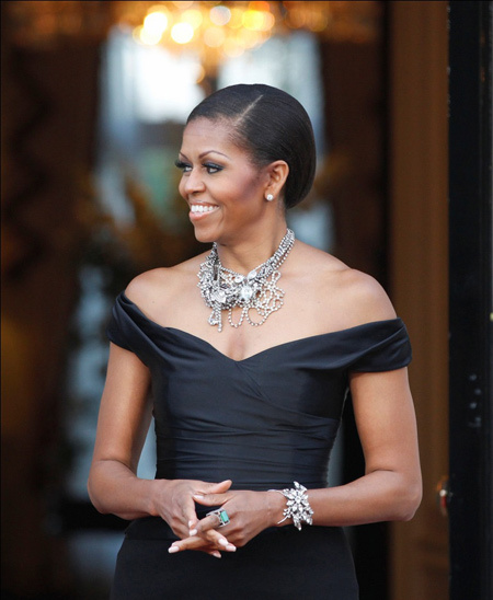السيدة الأميركية الأولى ميشيل أوباما تزين غلاف مجلة فوج (6)