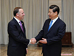 الصين ونيوزيلندا تتعهدان بتعزيز الشراكة 