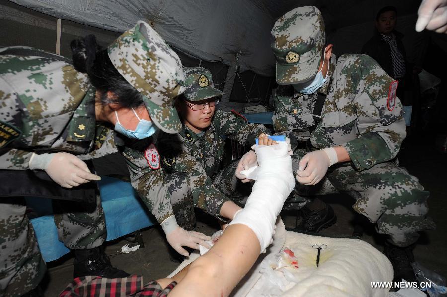 رجال الاطفاء ينقذون 91 ناجيا من زلزال سيتشوان