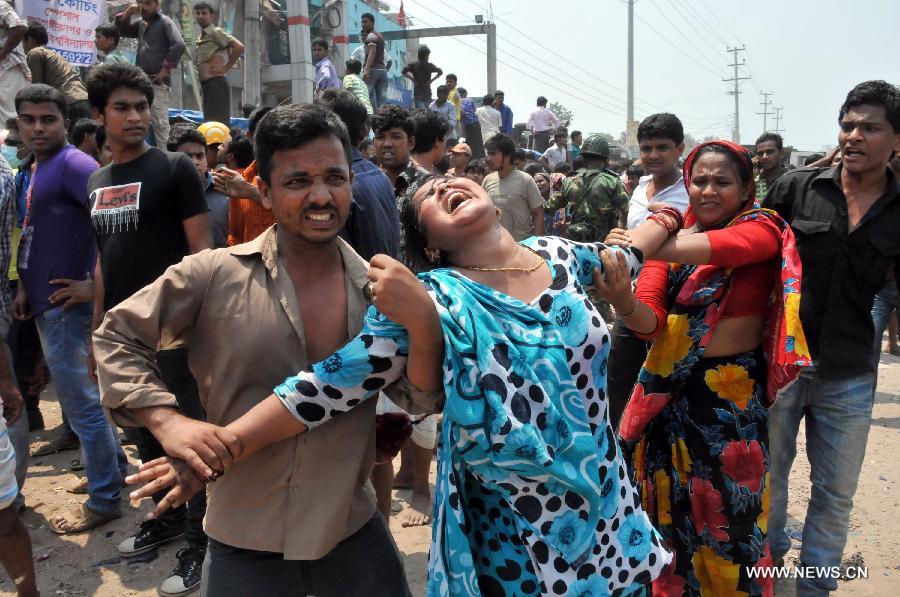 تأكد مصرع 70 فى انهيار مبنى ببنجلاديش (3)