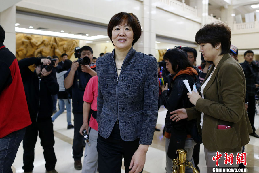 تعيين لانغ بينغ مدربة رئيسية للمنتخب الوطني للكرة الطائرة النسائية  (5)
