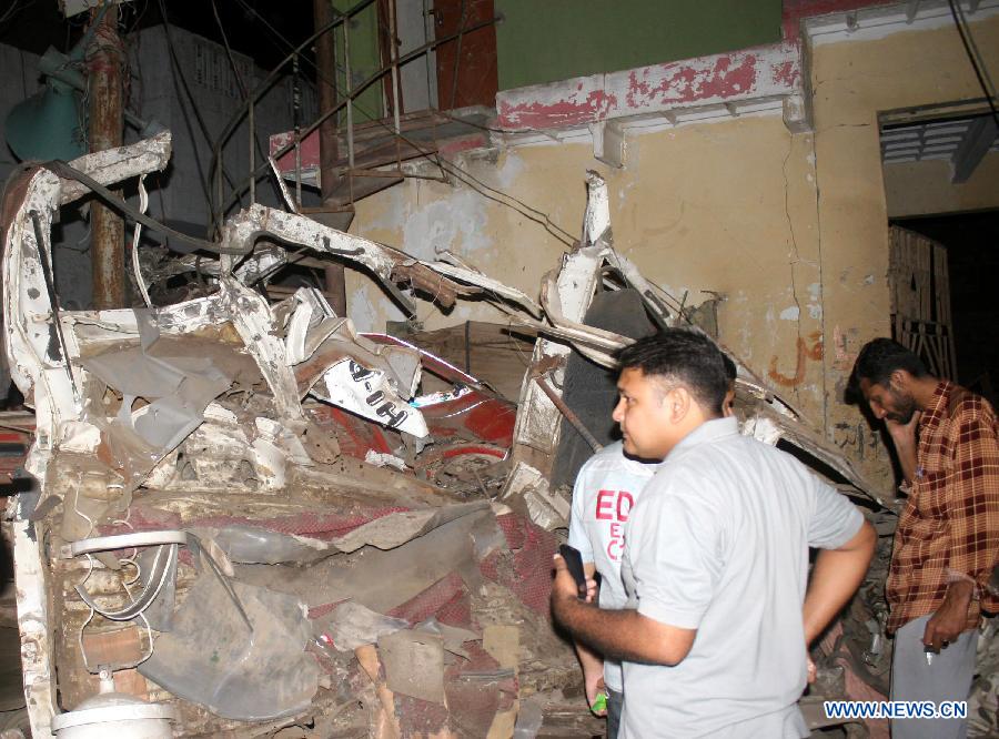مقتل 6 واصابة اكثر من 30 في انفجار قنبلة بكراتشي الباكستانية