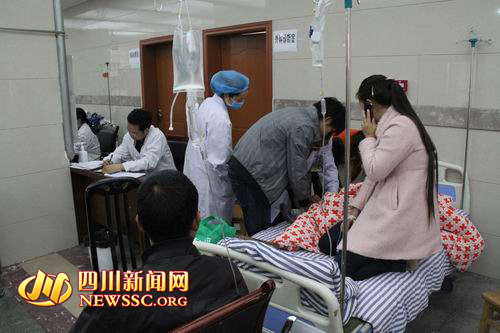 أكثر من 1100 مازالوا فى المستشفى بعد زلزال لوشان 
