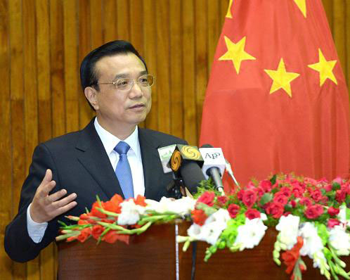 الصين وباكستان تصدران بيانا مشتركا وتتعهدان بتعميق التعاون