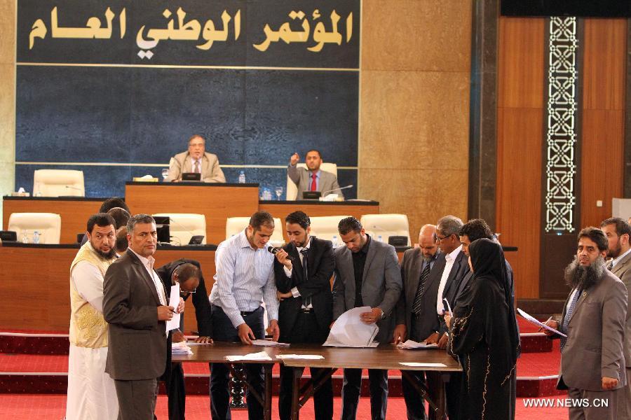 انتخاب نوري ابو سهمين رئيساً جديداً للمؤتمر الوطني العام الليبي (4)
