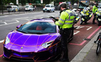 شرطة لندن تصادر سيارة الشيخ ناصر آل ثاني لقيادته لامبورغيني بدون رخصة 