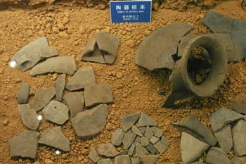 لحمة عن مواقع التراث العالمي في الصين:مدينة مملكة قاوقاولي ومقابر ملوكها وقبور نبلائها  (15)