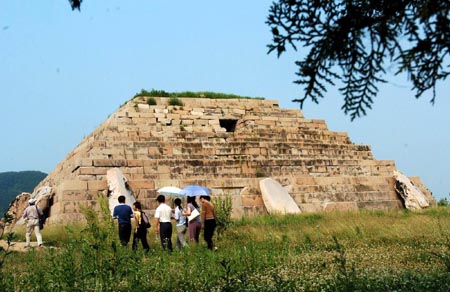 لحمة عن مواقع التراث العالمي في الصين:مدينة مملكة قاوقاولي ومقابر ملوكها وقبور نبلائها  (11)