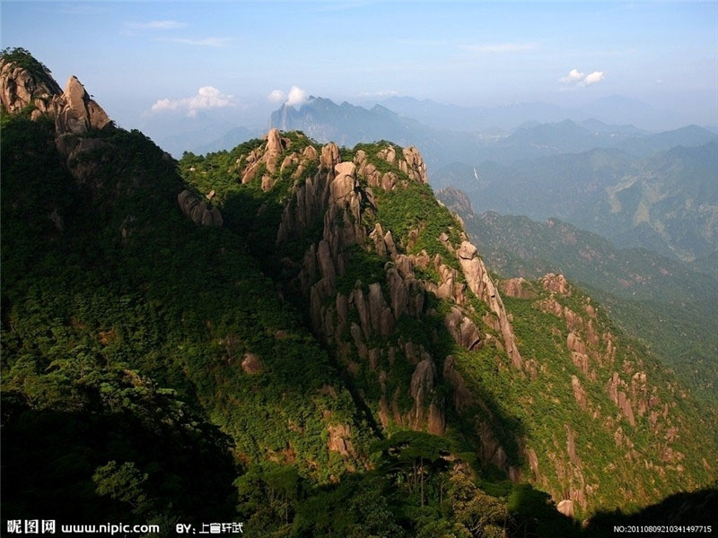 لمحة عن مواقع التراث العالمي في الصين:جبل سانتشينغ  (18)