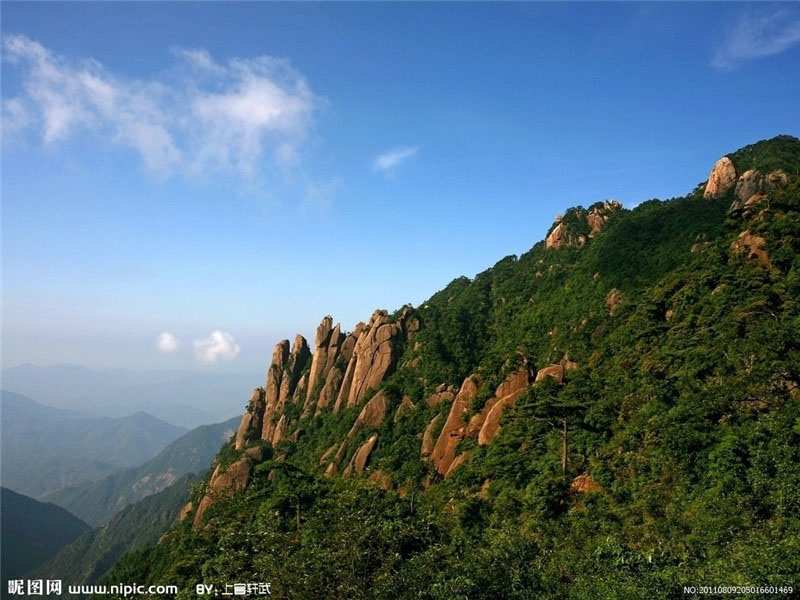 لمحة عن مواقع التراث العالمي في الصين:جبل سانتشينغ  (16)