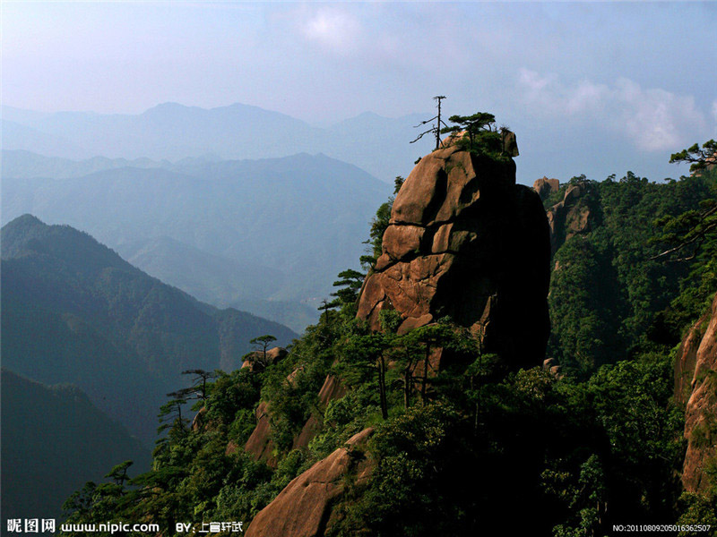 لمحة عن مواقع التراث العالمي في الصين:جبل سانتشينغ  (10)