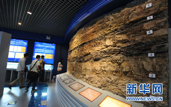 لمحة عن مواقع التراث العالمي في الصين: منطقة أحافير تشنغجيانغ 