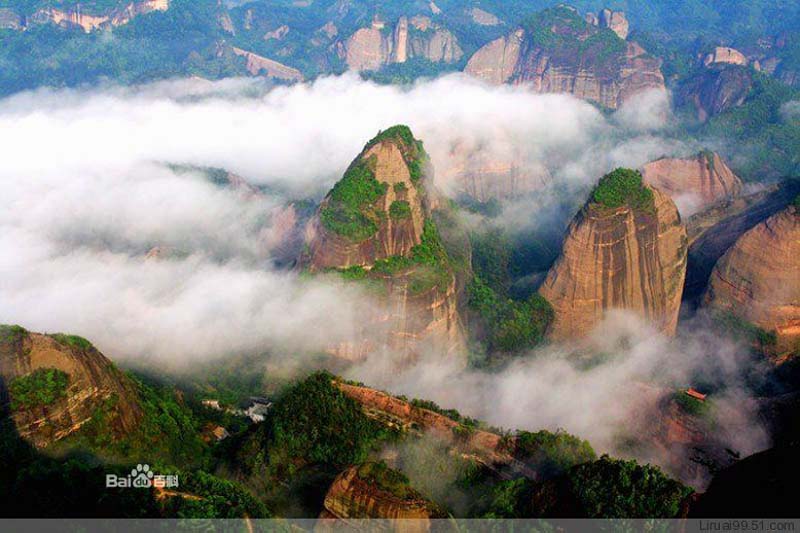 لمحة عن مواقع التراث العالمي في الصين:دانشيا الصينية  (9)