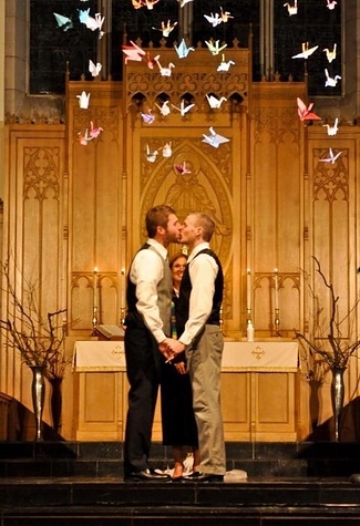 صور حفل الزفاف النادرة لمثلي الجنس (19)