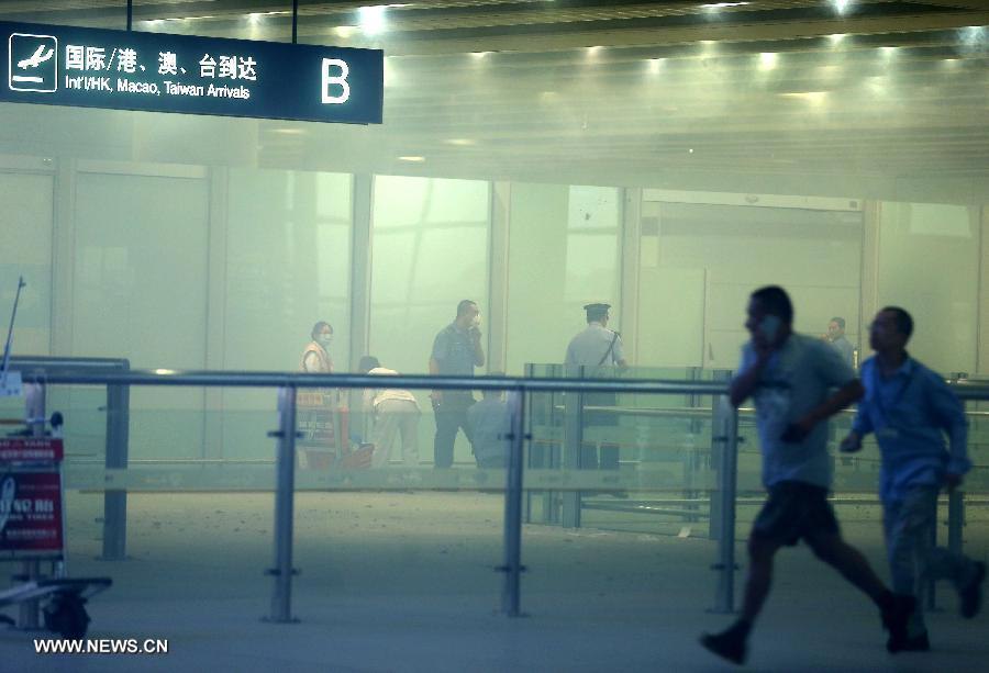 وقوع انفجار في مطار بكين الدولي  (6)