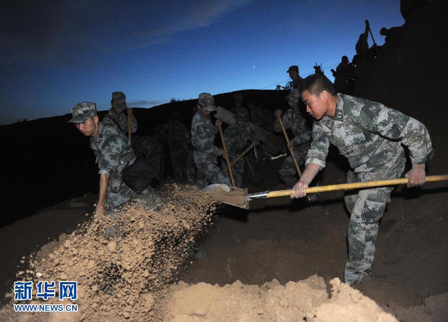 مصرع 89 شخصا وفقدان خمسة آخرين في زلزال بشمال غرب الصين  (14)
