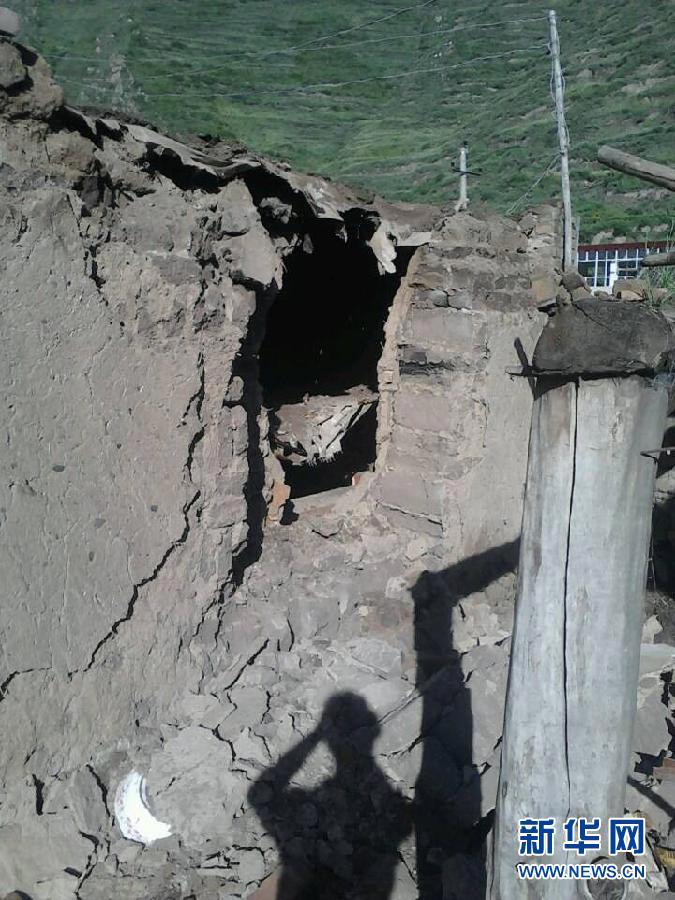 مصرع 89 شخصا وفقدان خمسة آخرين في زلزال بشمال غرب الصين  (7)