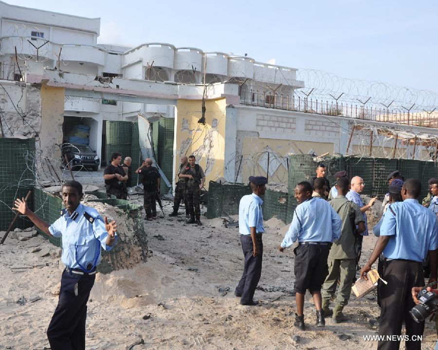 عودة القتيل والمصابين في الهجوم على السفارة التركية فى الصومال إلى تركيا 