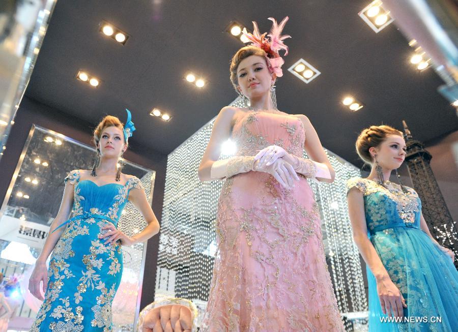 معرض الزفاف يفتتح في نانجينغ الصينية