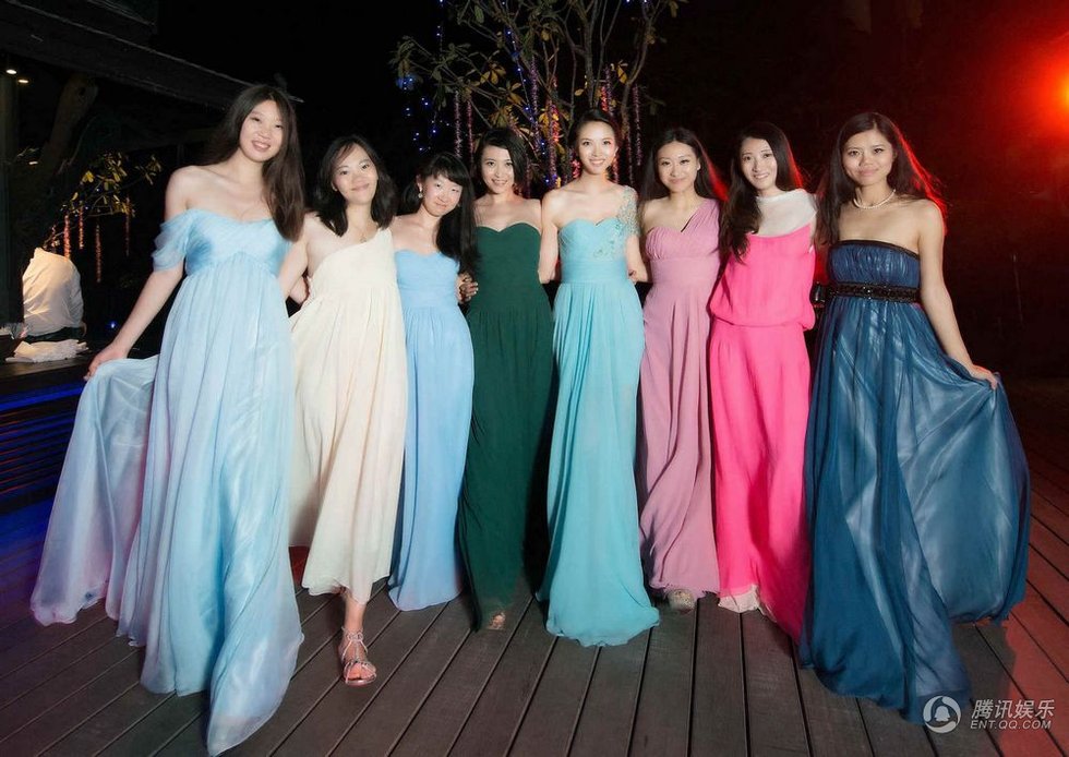 ملكة الجمال الصينية تشانغ تسي لين تقيم حفلة زفاف في تايلاند  (8)
